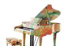 Roland DG y Roland Corporation colaboran en el piano envuelto “Paralym Art” para ofrecer una experiencia emocionante que combina música y arte.